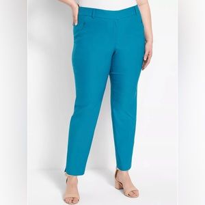 The 4-Season Signature Fit Sim Ankle Capri Dress Pants